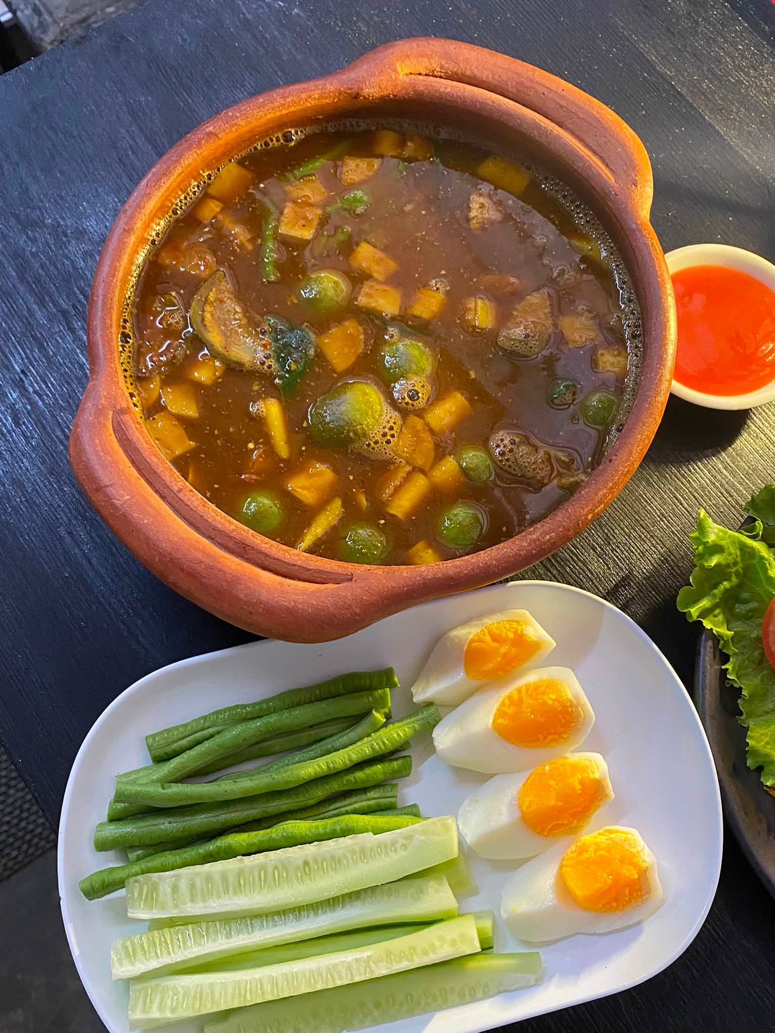 แกงไตปลา+ชุดผักไข่ต้ม